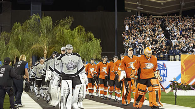 nhl-dodger-stadium-game.jpg